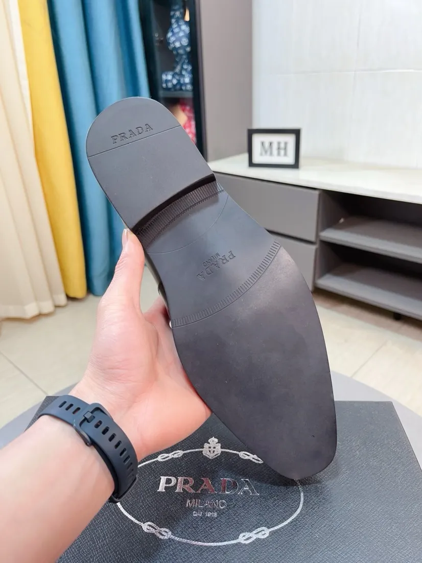 Men's shoes 💰540🌹🌹【PRADA Leather Shoes】Top purchasing agent Original imported Italian custom cowhide leather surface, fully imported water-dyed breathable cowhide lining, original factory special molded sole super comfortable, size: 38-44